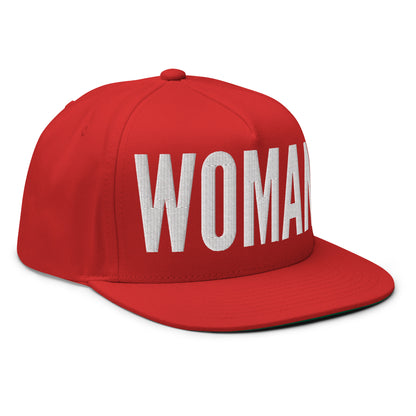 Gorra plana con visera bordada en 3D para mujer